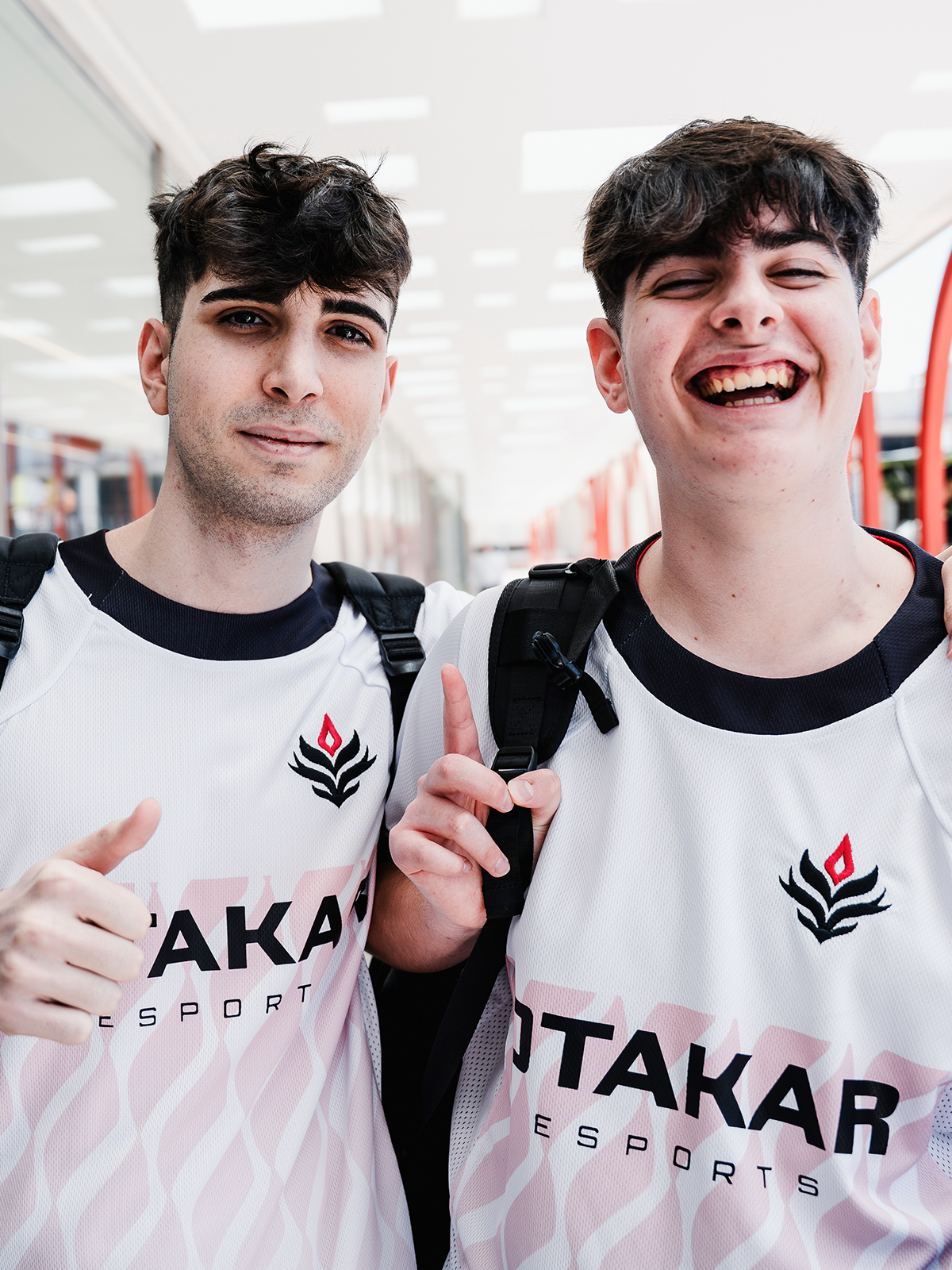 Camiseta Oficial OTAKAR Esports